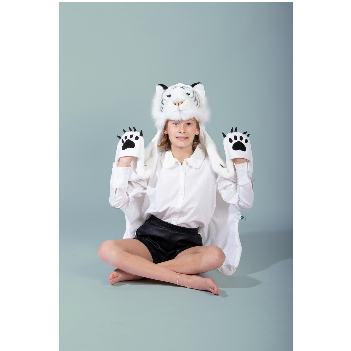 Disguise, Tiger White