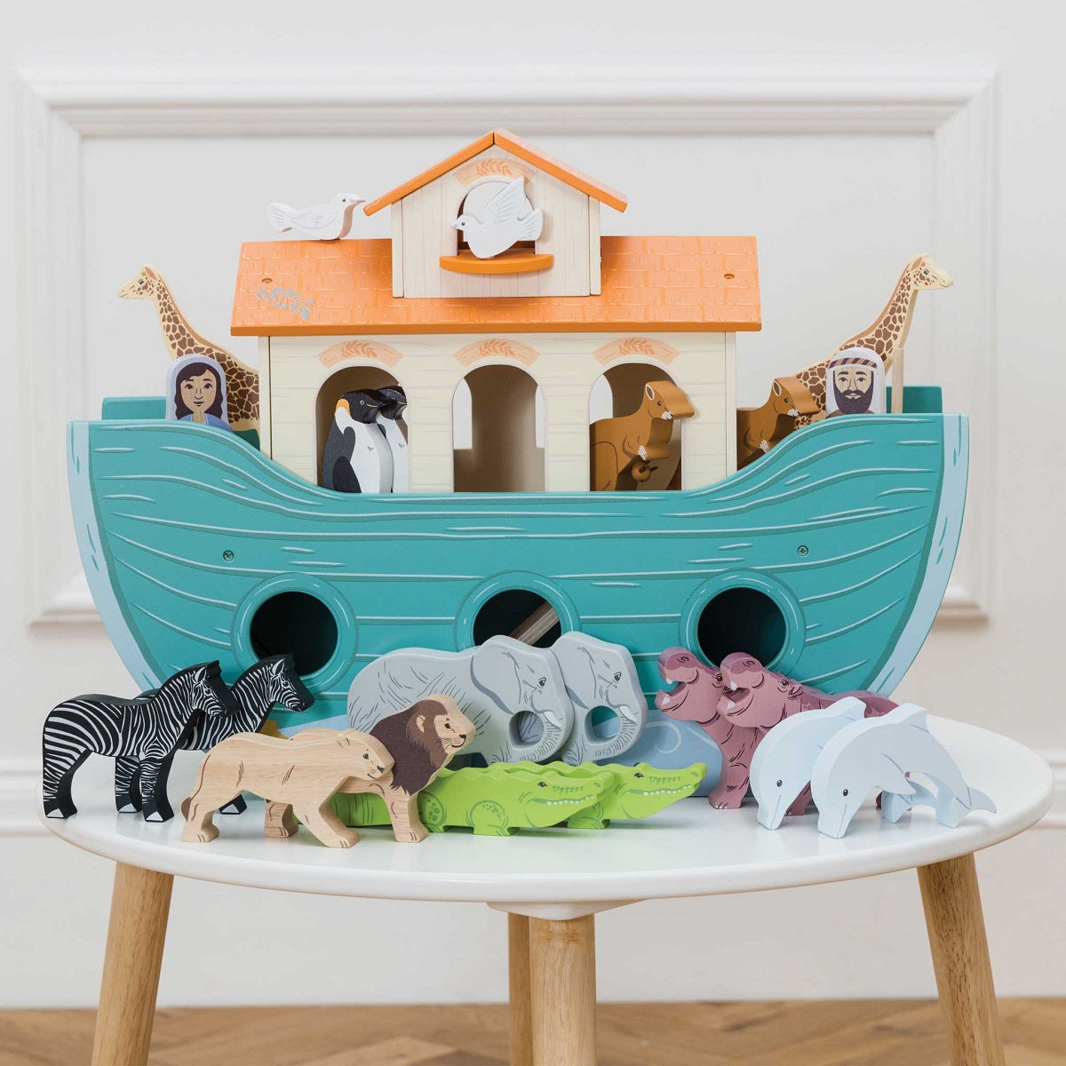 Le Toy Van - Baby and Toddler - Noah's Great Wooden Ark & Animals