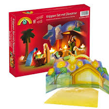 Nativity Set with Diorama (11 pcs)