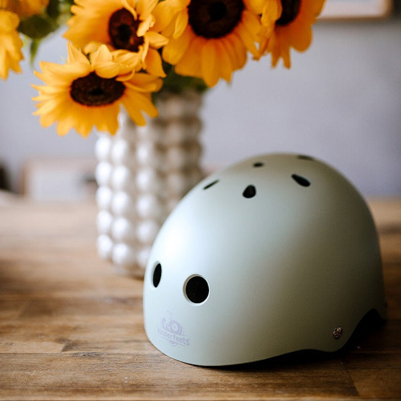 Accessories - Lil 8 Helmet - Silver Sage Matte