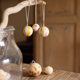 Ornament Wonder Balls