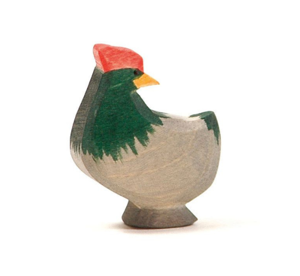 Hen Dark head turning